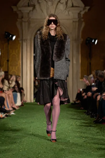 Look 55